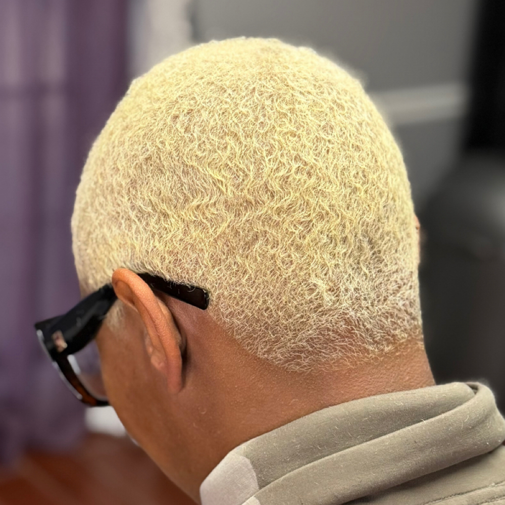 Women Haircut at Beauty Rhon-Da-Show in Memphis, TN