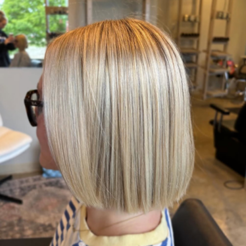 Womens Haircut/Trim at Ainsley Mayo in Bloomington, IN
