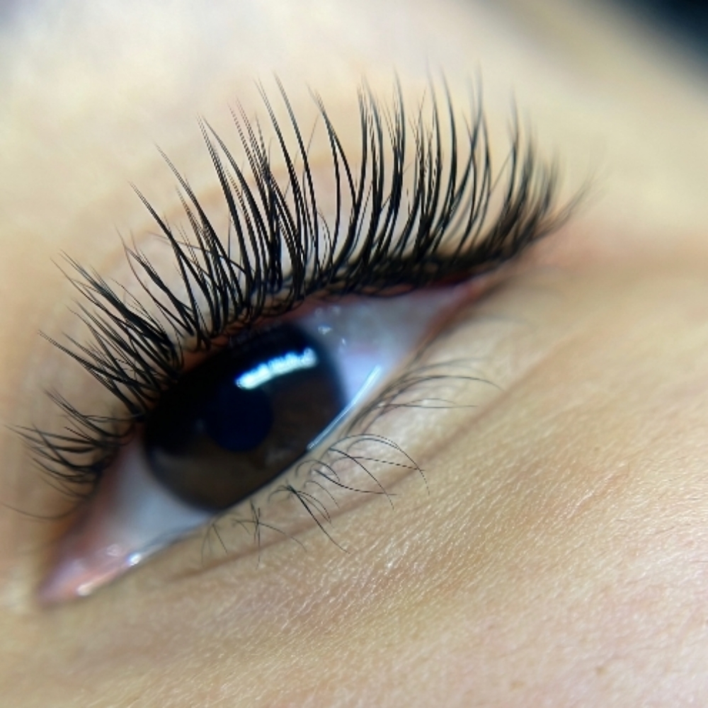 2 Week-in Fill at Gorgeous Lashes by Arlene in Andrews, TX
