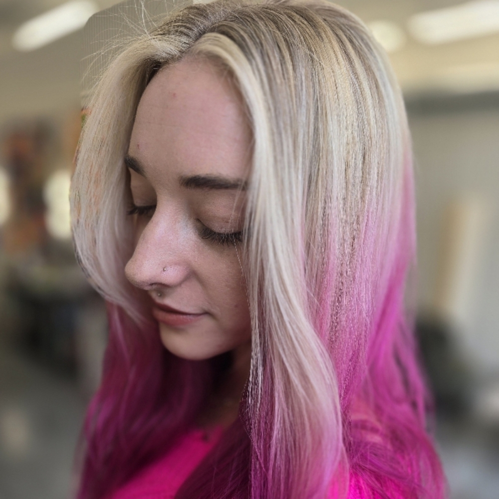 Blonding at Knotted.tora in Dallas, TX