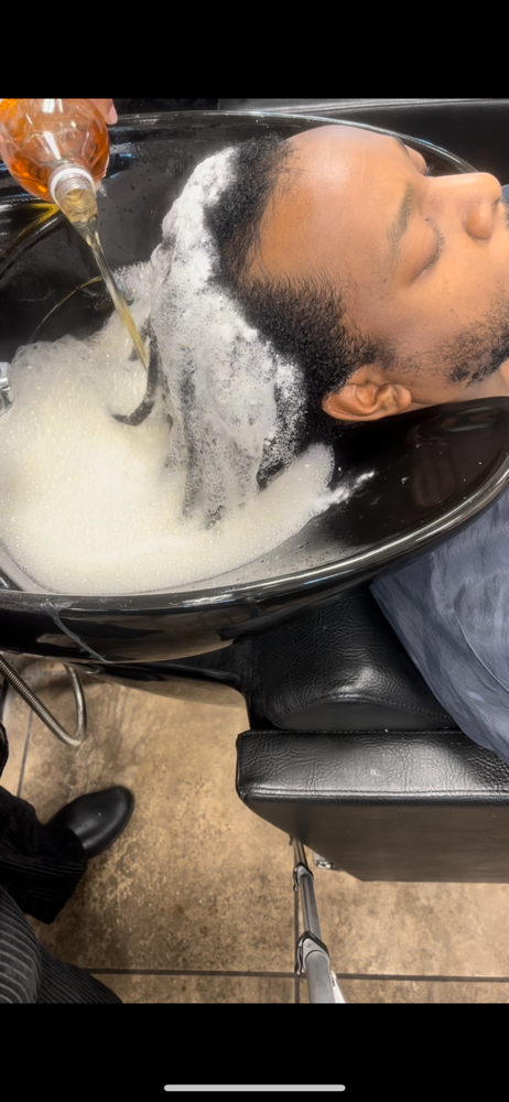 Loc Detox at HAUS OF JAYLA in Murfreesboro, TN