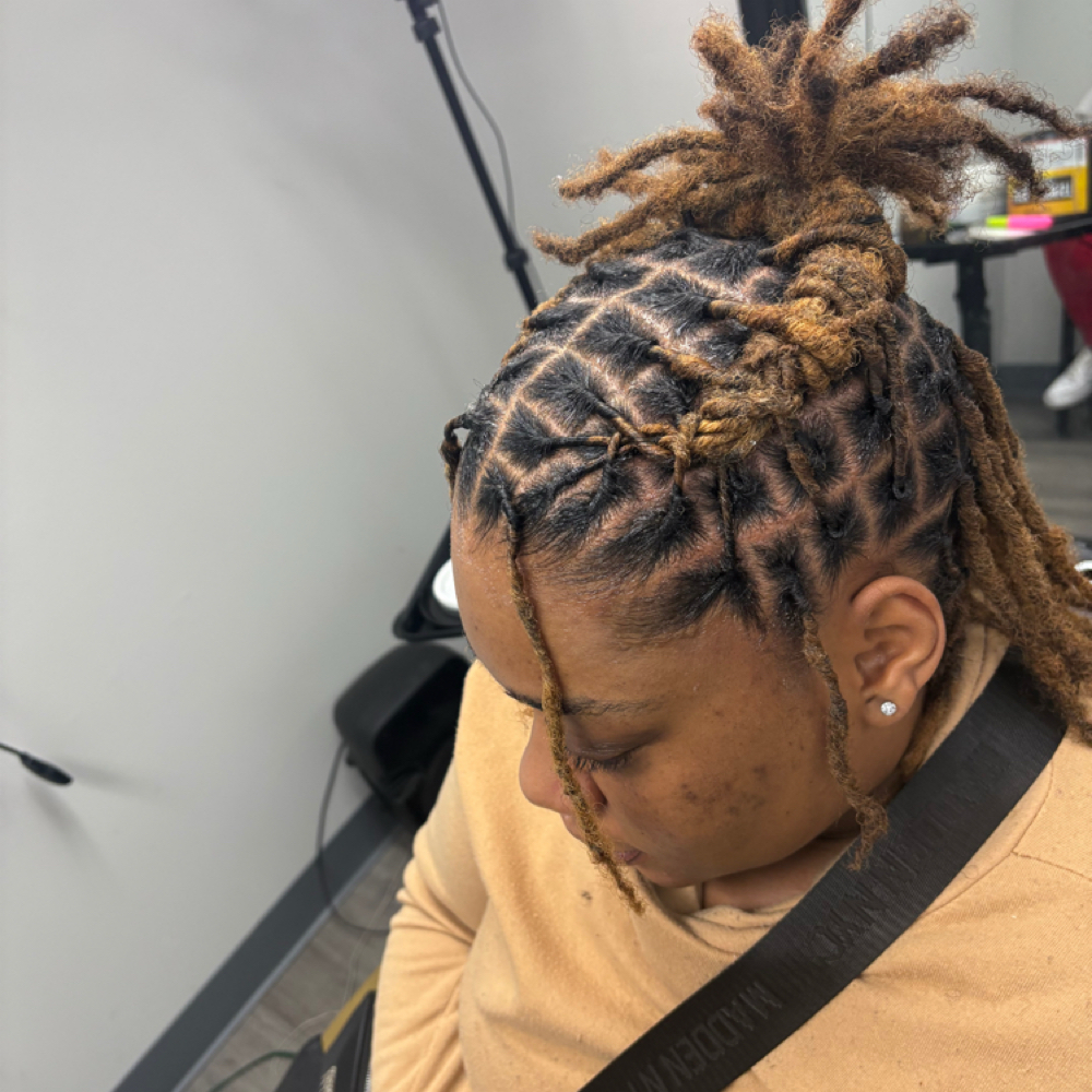 Retwist & Style (mid/past shoulder) at Loc’d By Deez Handz in North Little Rock, AR