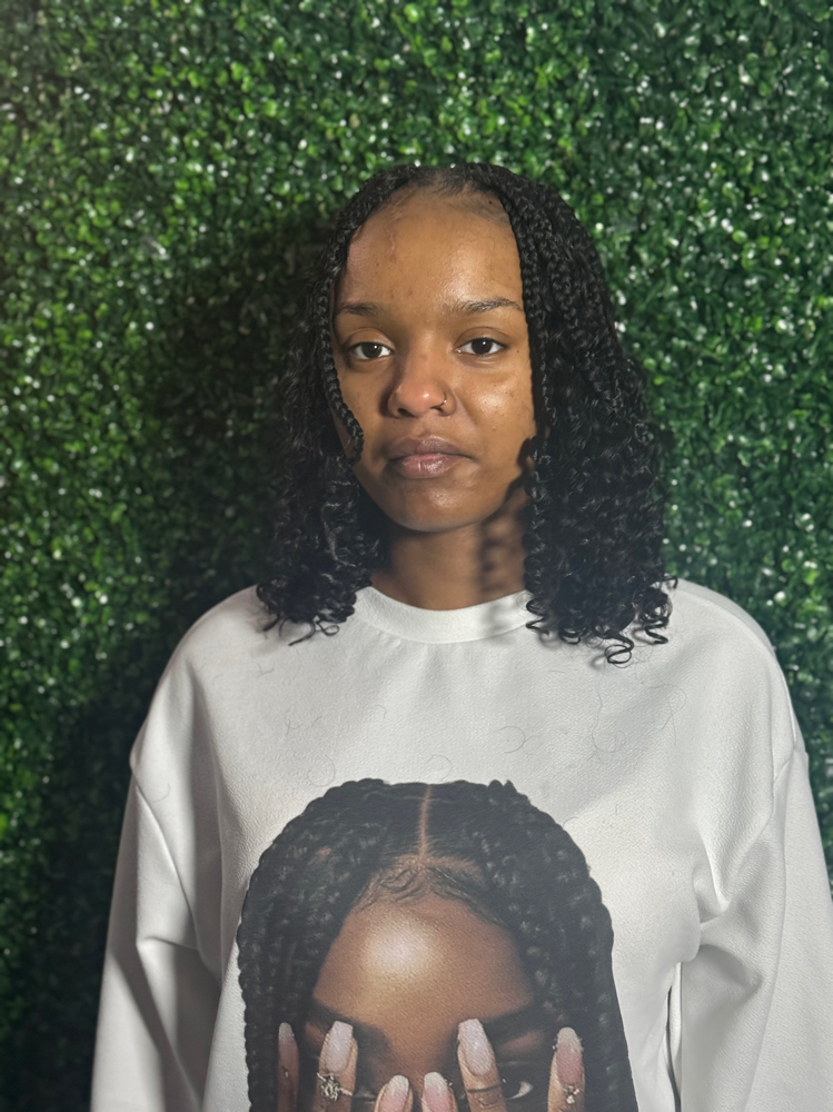Medium Boho Knotless Bob