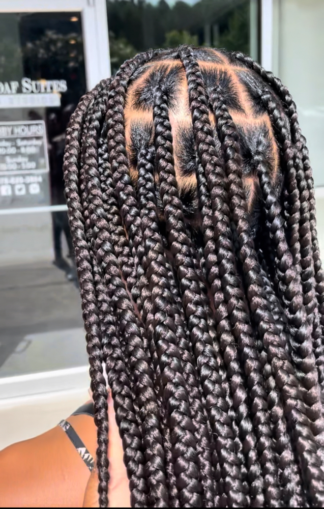 Smedium Knotless Braids