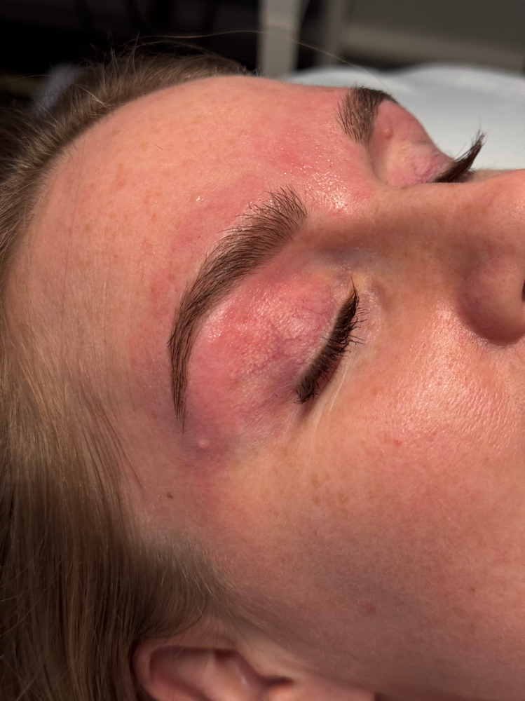 Eyebrow Waxing And Shaping