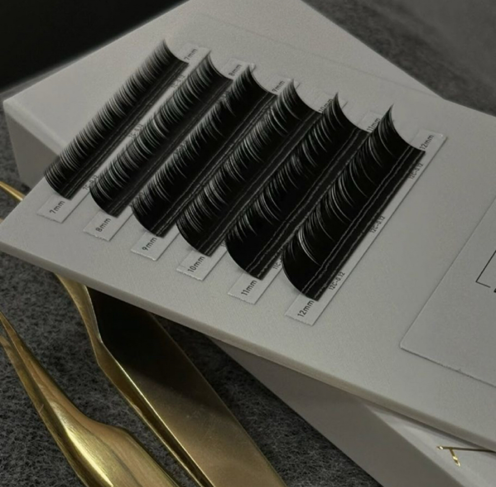 Lash Extentions Full Sets at The Lash Haus & Co. in Saratoga Springs, NY