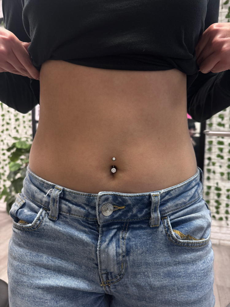 Navel Piercing Minor 16-17