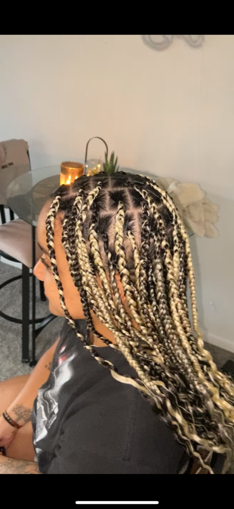 smedium knotless braids