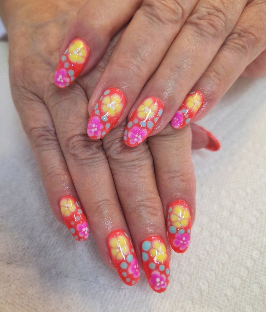 Nail Art | 6-10