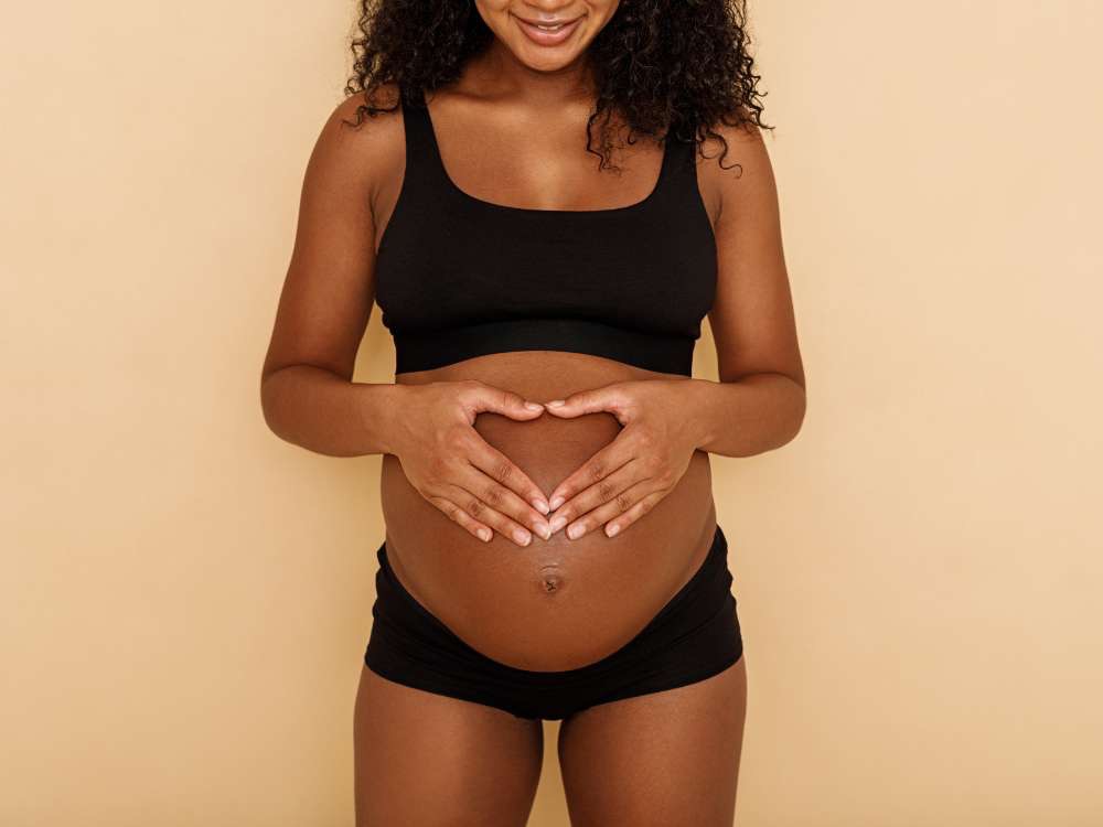 MAMA-TO-BE  GLOW FACIAL