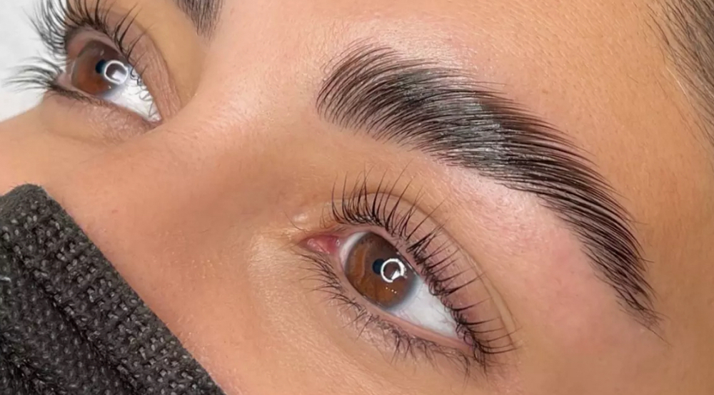 Brow Lamination And Wax