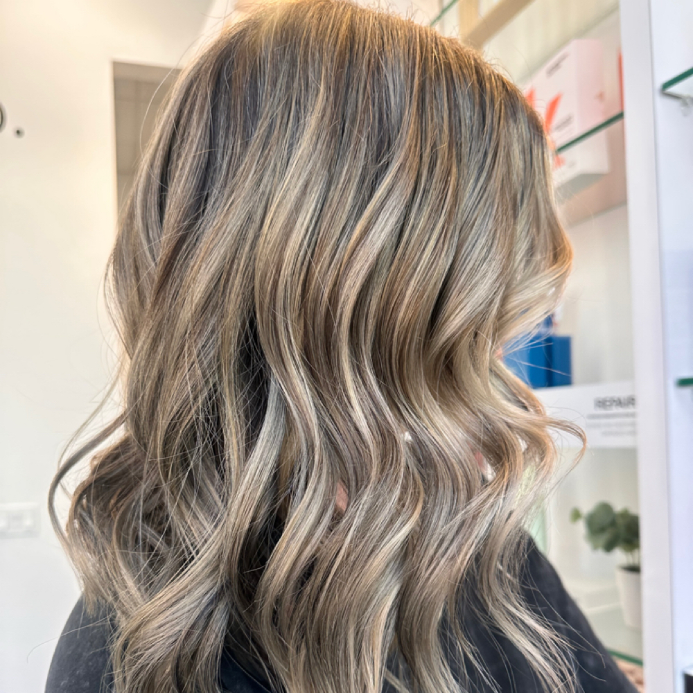 Custom Color at Moss & Mirror LLC in Colorado Springs, CO