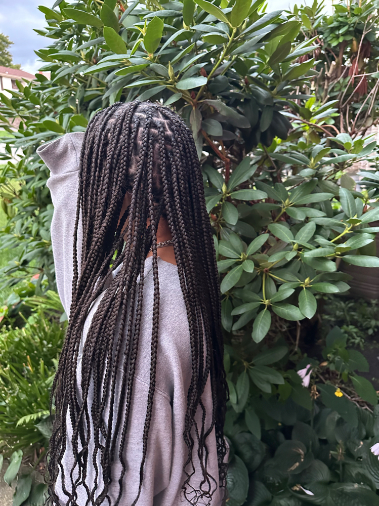 Butt Length Knotless Braids