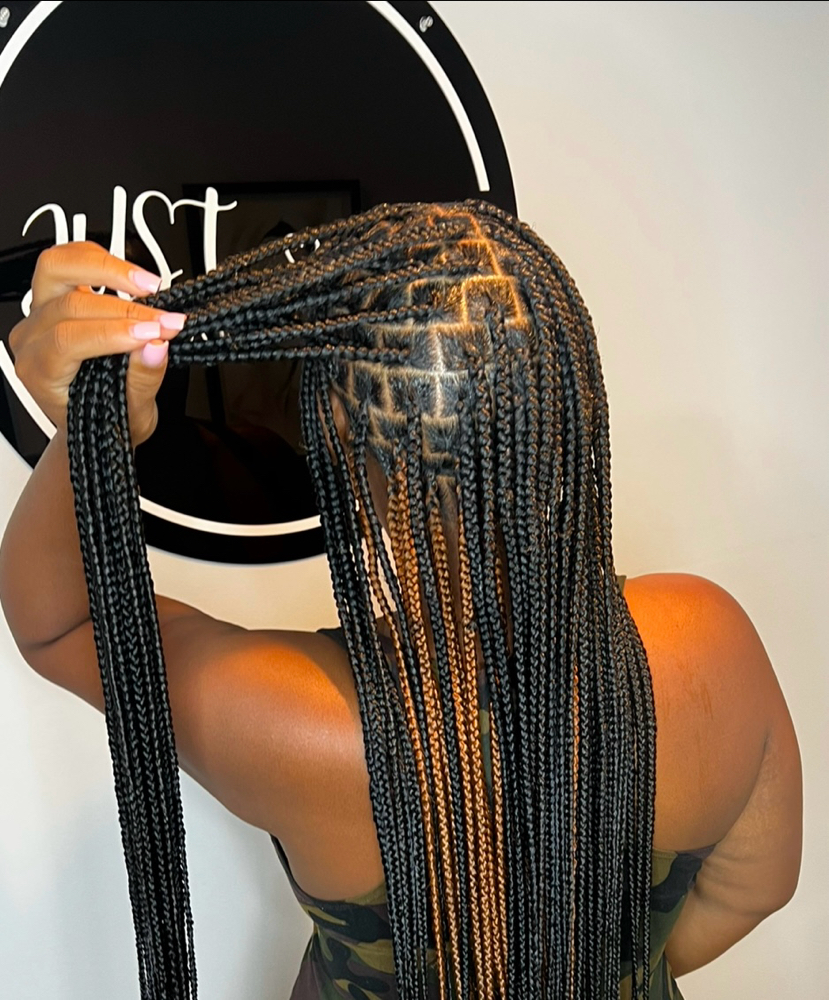 Smedium Knotless Braids at Delor Beauty in Crofton, MD