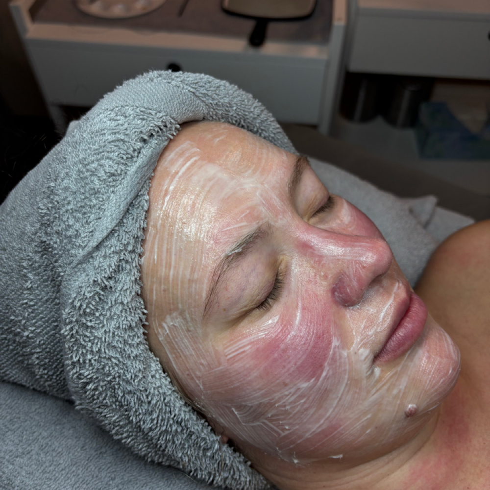 💣 Custom Bombshell Facial at B Bomb Beauty Esthetics in Wichita, KS