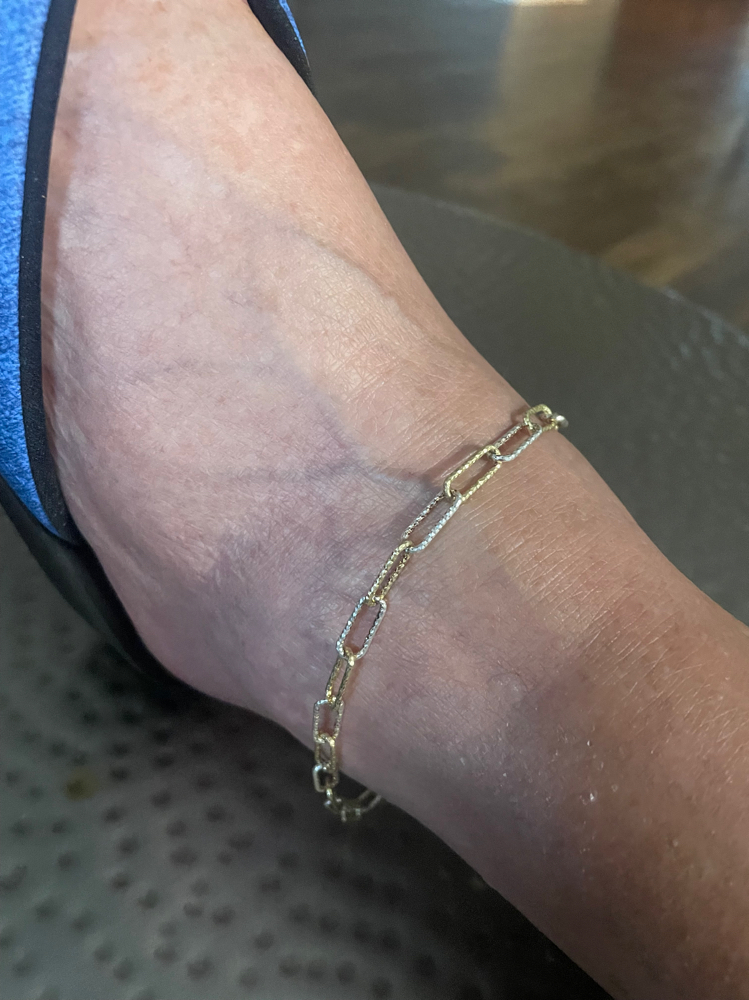 Permanent anklet