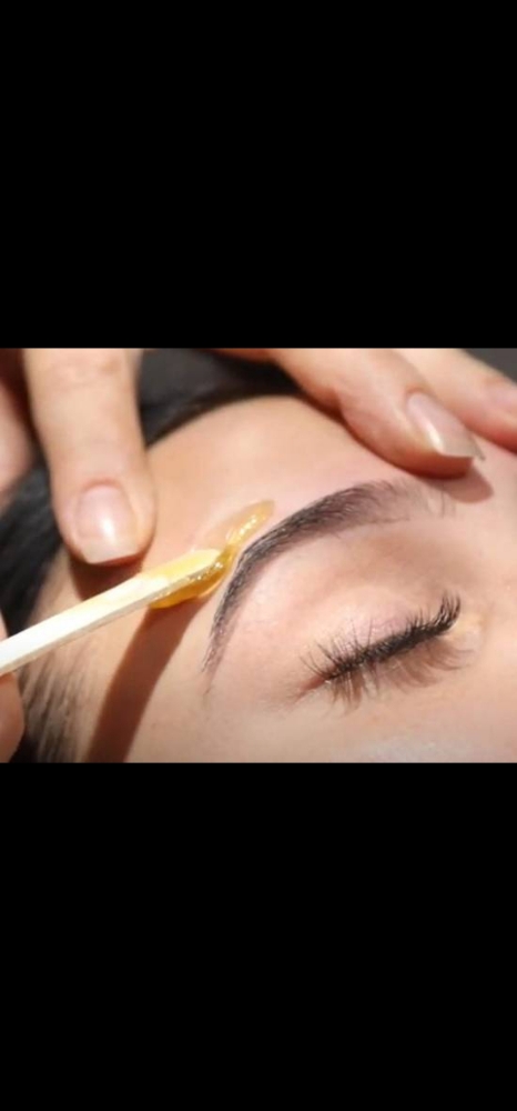 Eyebrow Wax