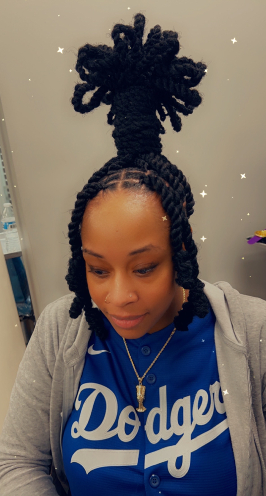 Invisible Locs With Pedals Style