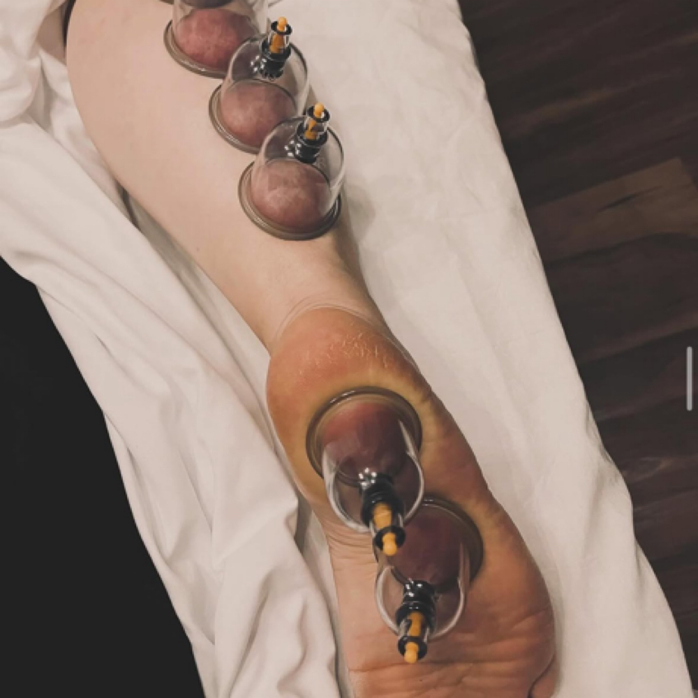 75 Minute Massage All Inclusive at Hand And Wellness in Dearborn, MI