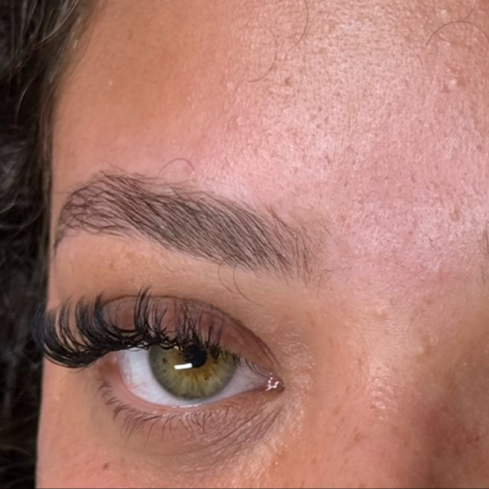 Eyelash Extension Full Set at AestheticsbybabyyV in Fresno, CA