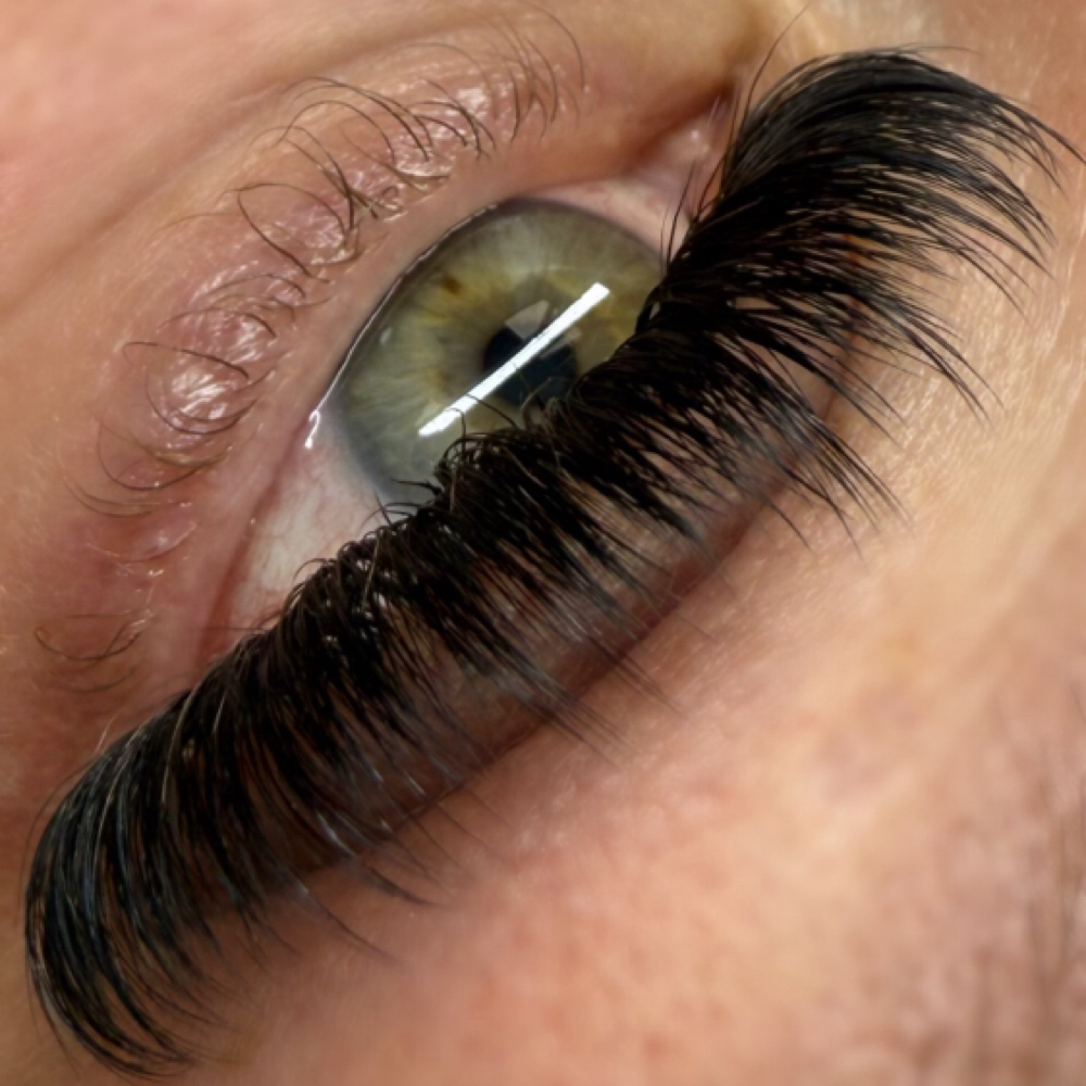 One Week Fill (Within 7 Days ) at À La Mode Salon in Rochester, MN