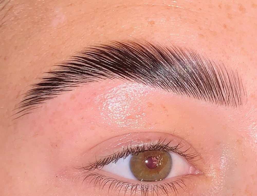 Brow Lamination & Tint