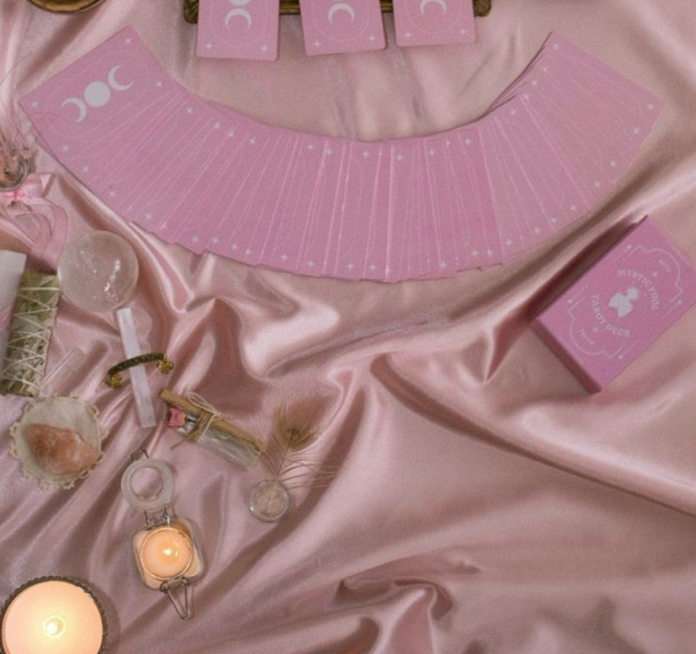 60 - Minute Tarot & Oracle