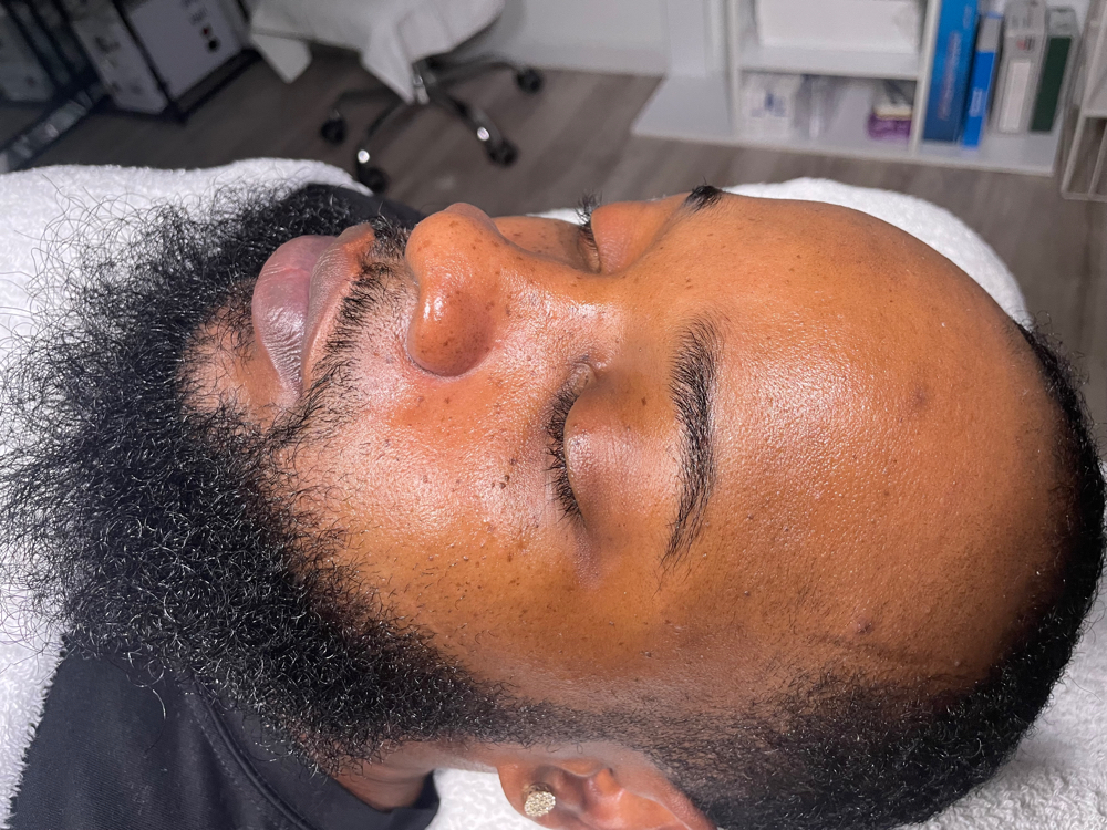 Men’s Signature Beard Treatment