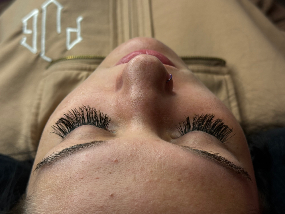 Natural Lash Extensions