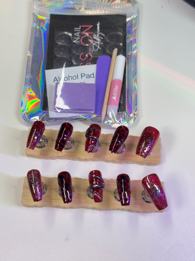 Custom Press-on Nails