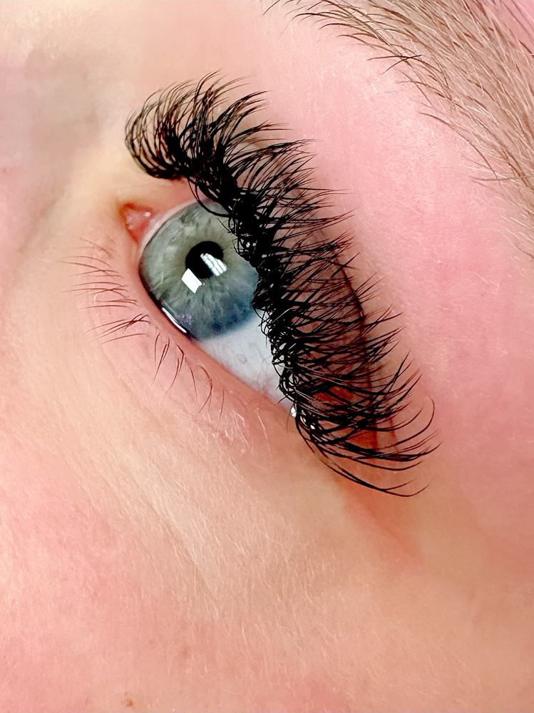 YY Lashes 1-2 Week Fill $75