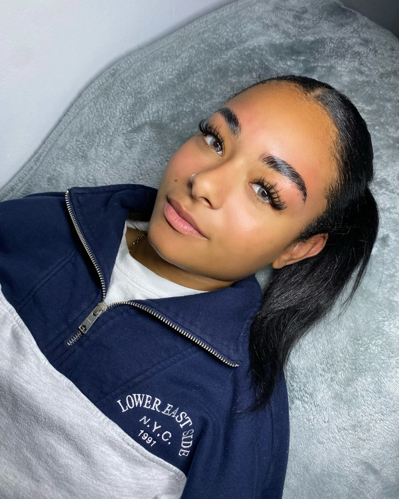 Lash Extensions And Brow Lamination
