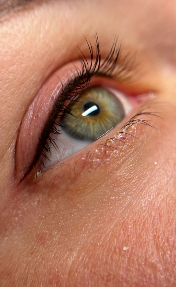 Lash Enhancement Eyeliner