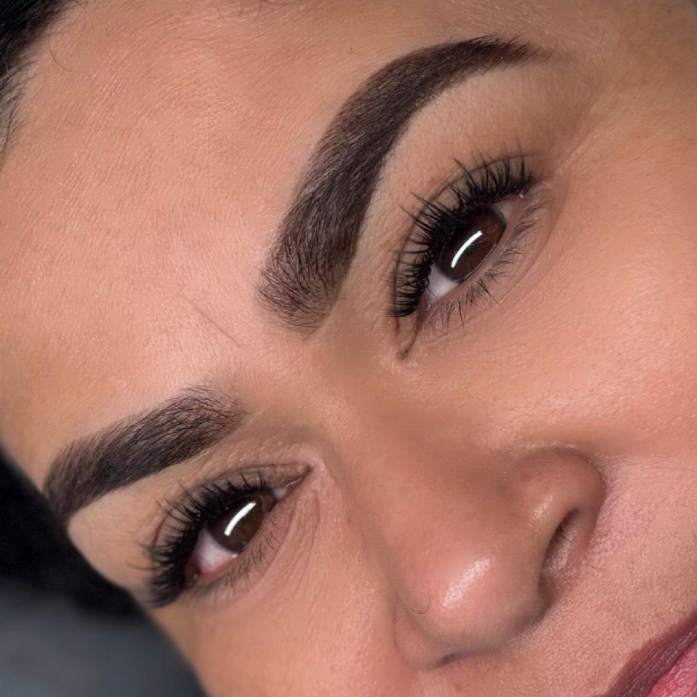 Wet Set Refill (2-3 weeks) at Onyx Lashes in Weslaco, TX