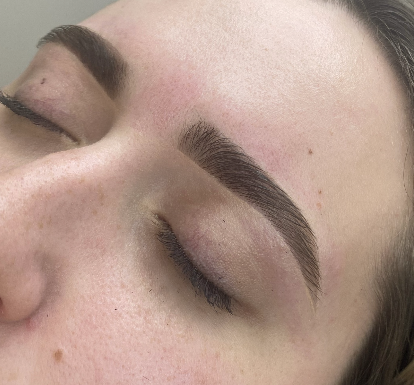 Brow Sculpt & Define