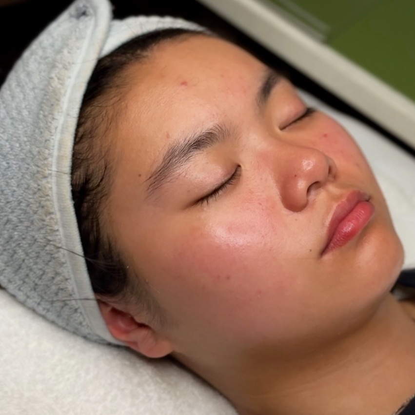 Moonlight Facial at Moss & Moon in Pflugerville, TX