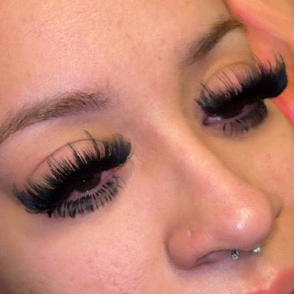 𝙱𝙾𝚃𝚃𝙾𝙼𝚂 ✰ at 𝚂𝙸𝙽 𝙲𝙸𝚃𝚈 𝙱𝙴𝙰𝚄𝚃𝚈 𝙱𝙰𝚁 ✰ in 𝙻𝚊𝚞𝚛𝚎𝚕, MD