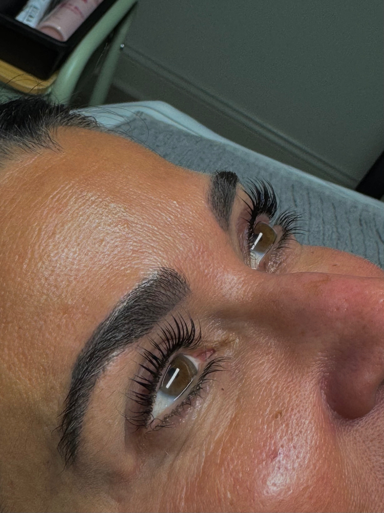 Lash Lift With No Tint