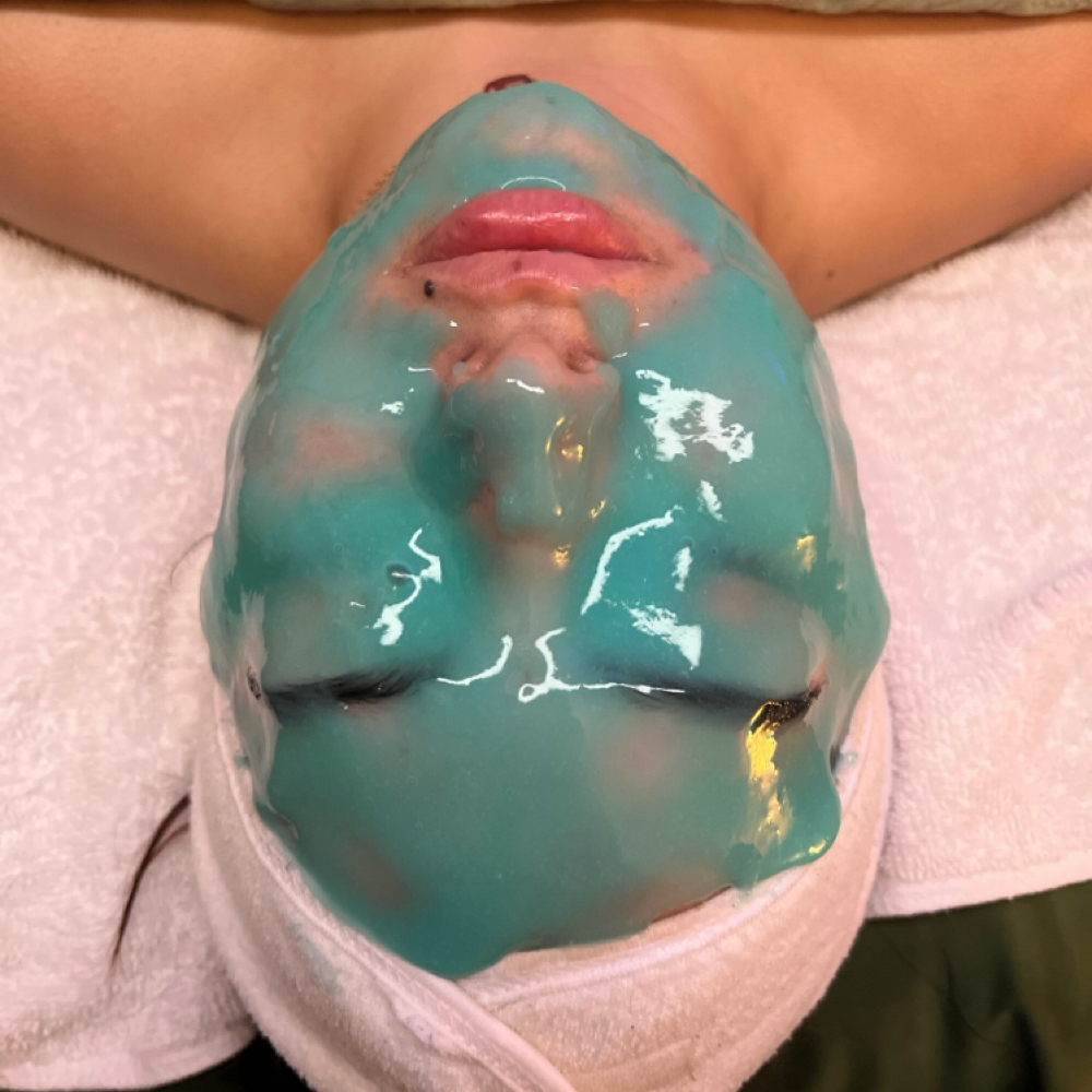 Custom Hydrojelly Facial