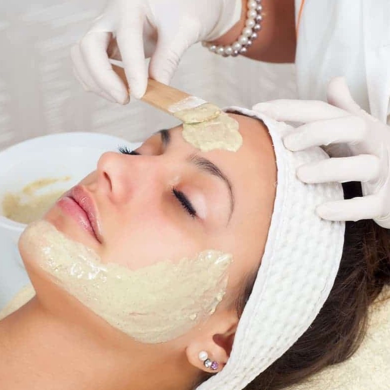 Signature Glo Facial