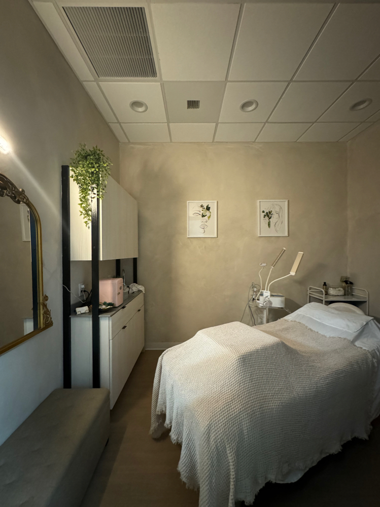 Custom Facial Or New Client Facial