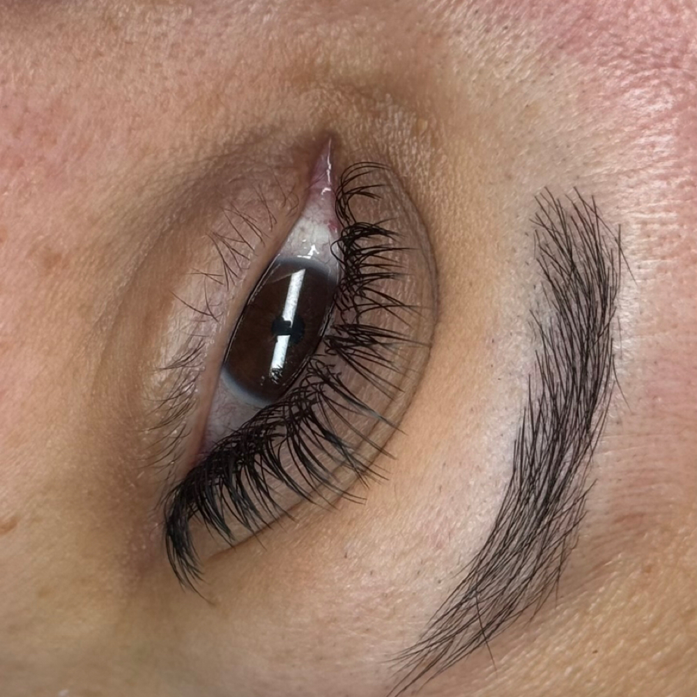 CLASSIC FULL SET at Cloudlash in Paige, TX