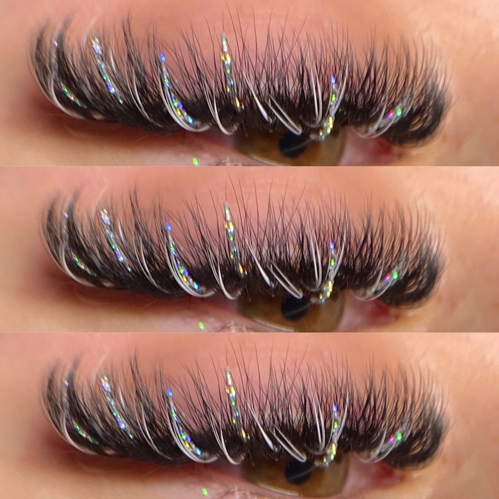 + Glitter Lashes