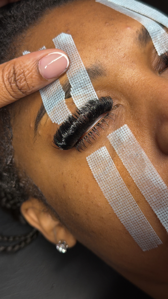 Kluster BOTTOM Lashes Add On🤍