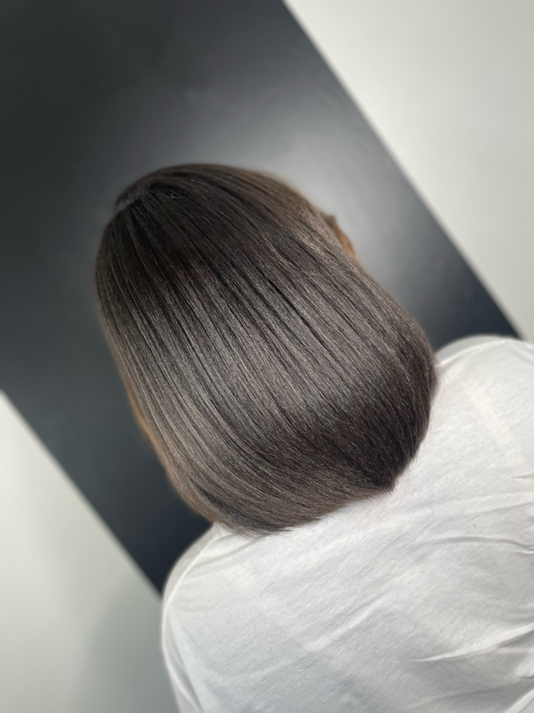 Grey Retouch & Silk Press