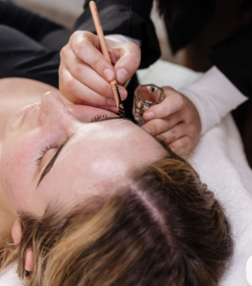 Brow Tint