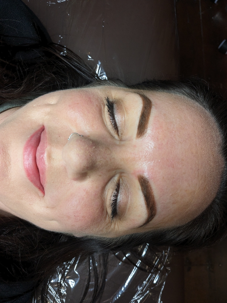 Ombre Powdered Brow Consultation