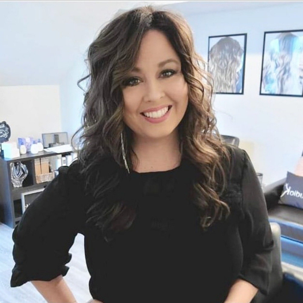 EXCLUSIVE ON-LOCATION HAIRSTYLING