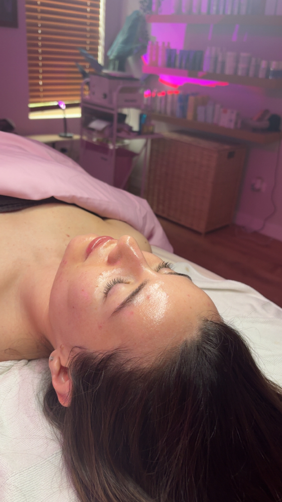 Model Facial