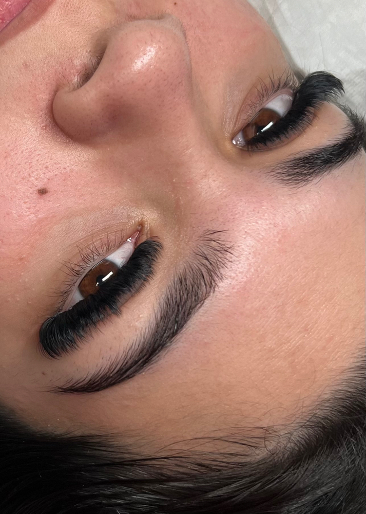 Mega Volume Full Set at Gemineye Lash by Emily Krystin in San Tan Valley/Florence, AZ